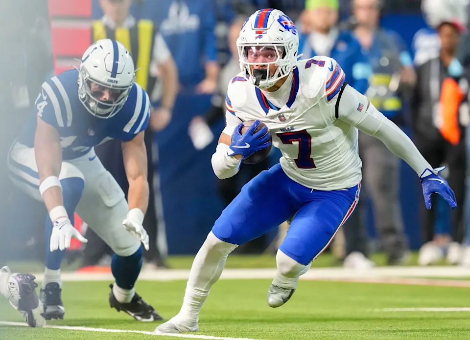 Buffalo Bills cornerback Taron Johnson (7) rushes for a touchdown after intercepting the first pass of the game by Indianapolis Colts quarterback Joe Flacco (15) on Sunday, Nov. 10, 2024, during a game at Lucas Oil Stadium in Indianapolis.