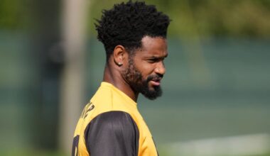 Former NFL LB Predicts Eagles Reuniting With 6-Time Pro Bowler After Back-to-Back Losses