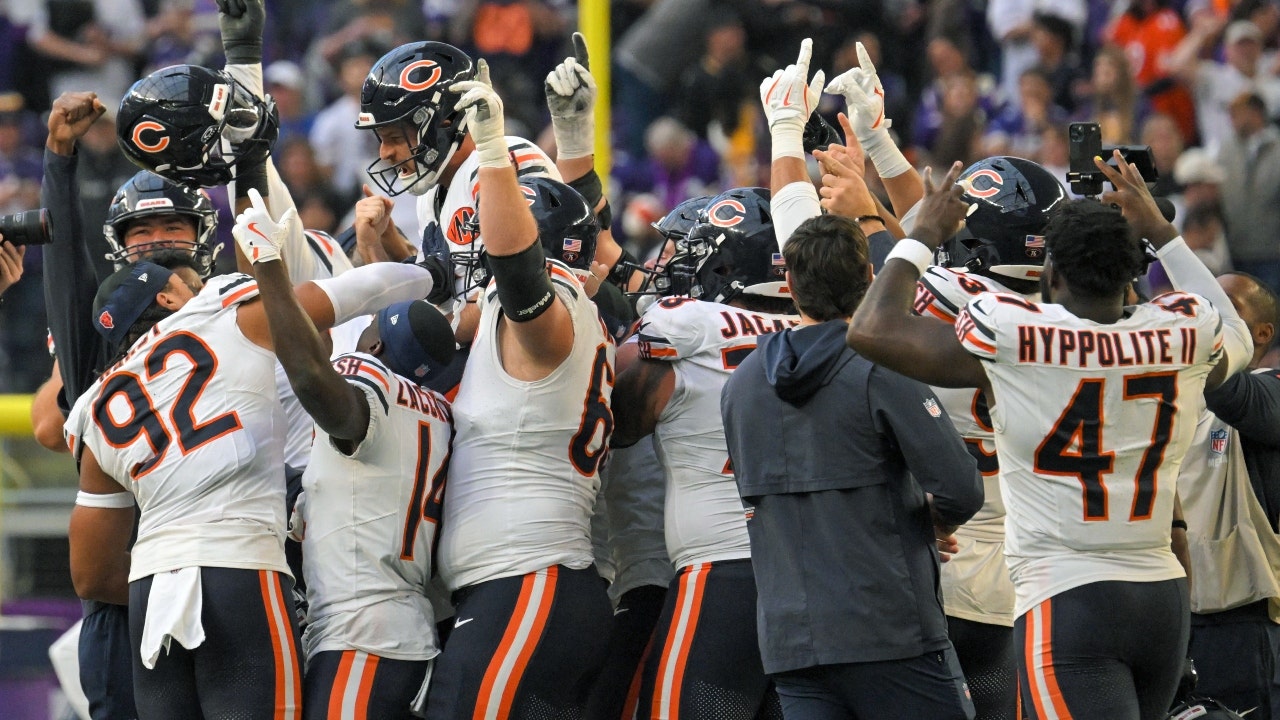 Buona rolls out big freebies if the Bears beat the Packers