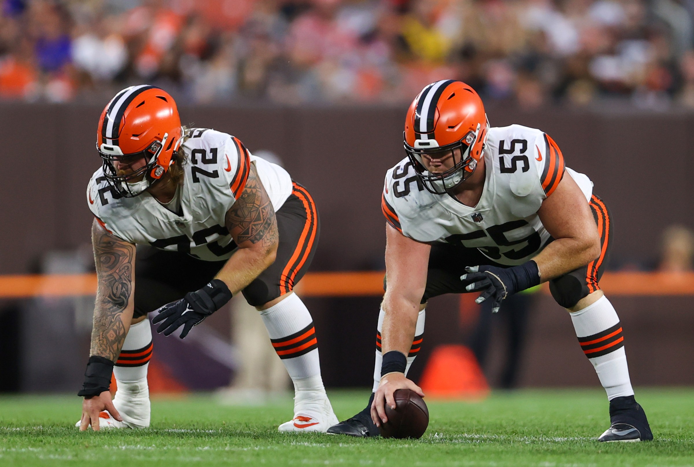 Browns guard Hjalte Froholdt (72)