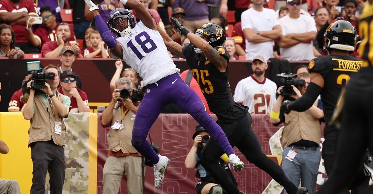 2025 NFL Week 14: Washington Commanders at Minnesota Vikings