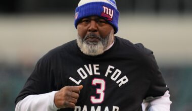 NY Giants fire assistant defensive line coach Bryan Cox