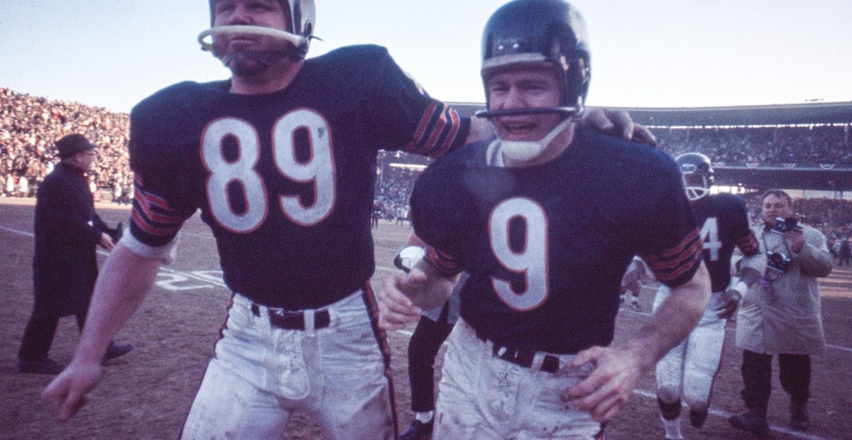 Gridiron Time Machine: 5 Bears Week 16 Flashbacks