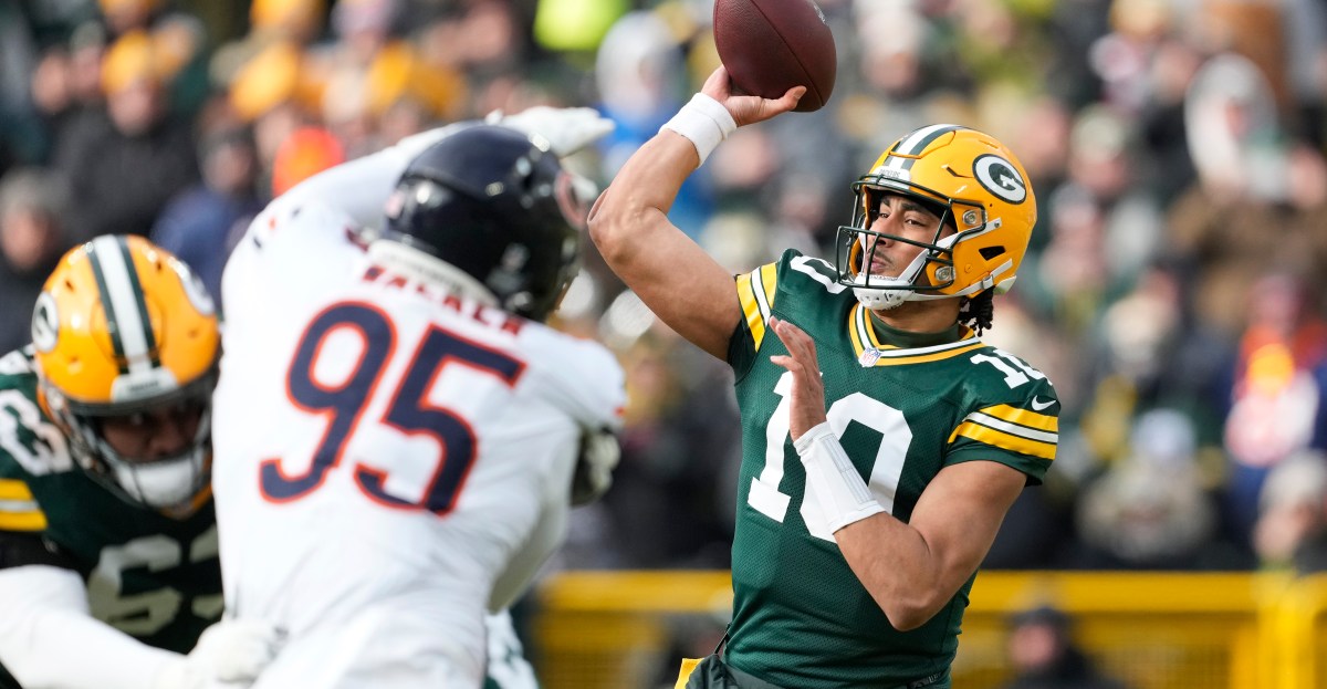 Chicago Bears at Green Bay Packers Week 14 live discussion thread