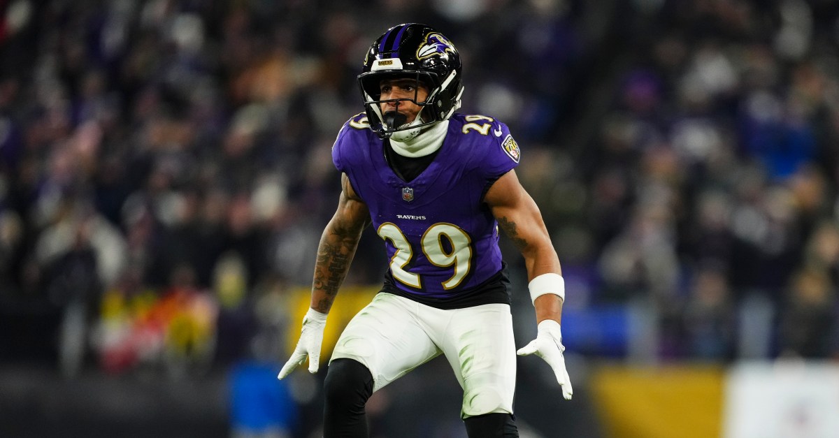 Ravens OLB Tavius Robinson, S Ar’Darius Washington return to practice
