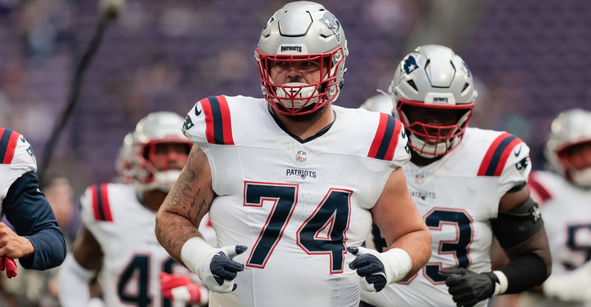 Browns sign OL Jack Conley to roster with Jack Conklin, Wyatt Teller injured