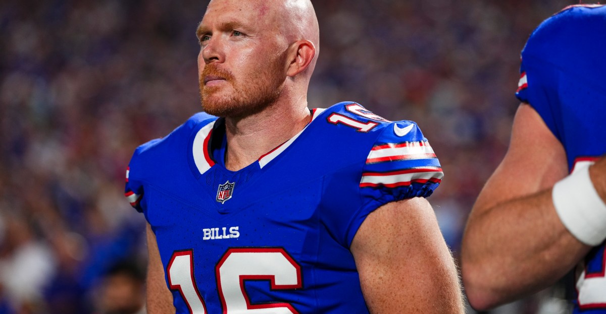 NY Giants make practice squad move as insurance for injured punter