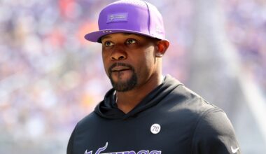 Extend Brian Flores Now! | Daily Norseman