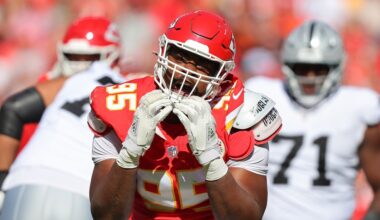 Kansas City Chiefs open as favorites over Raiders in Week 18 odds