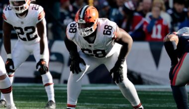 Browns vs. Bears: Offensive line outlook for week 15