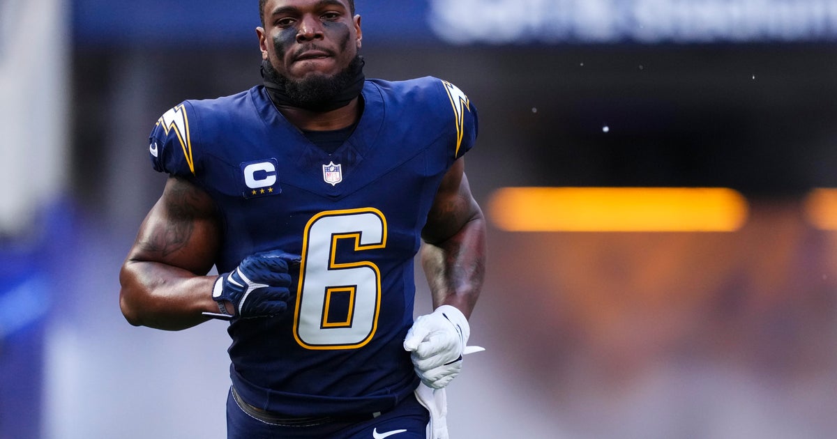 Chargers LB Denzel Perryman suspended 2 games following penalty for helmet-to-helmet hit