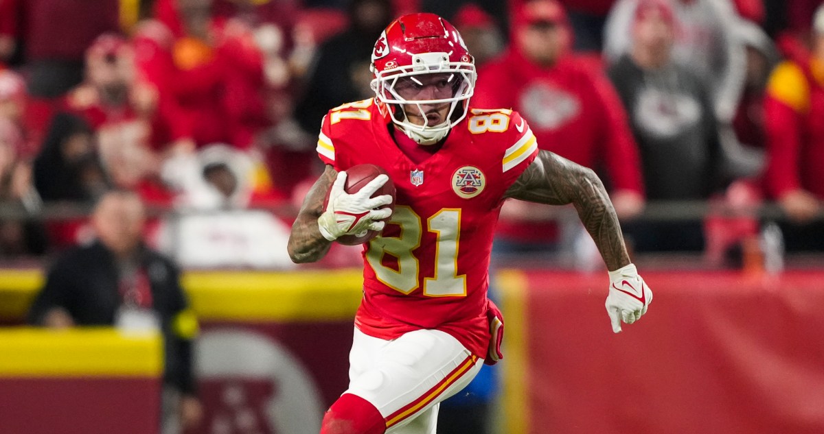 Chiefs-Texans Week 14 Friday injury report: 2 out, 2 more doubtful