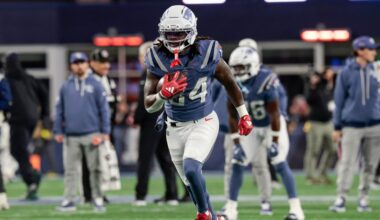 Patriots add running back to active roster amid series of Week 15 moves