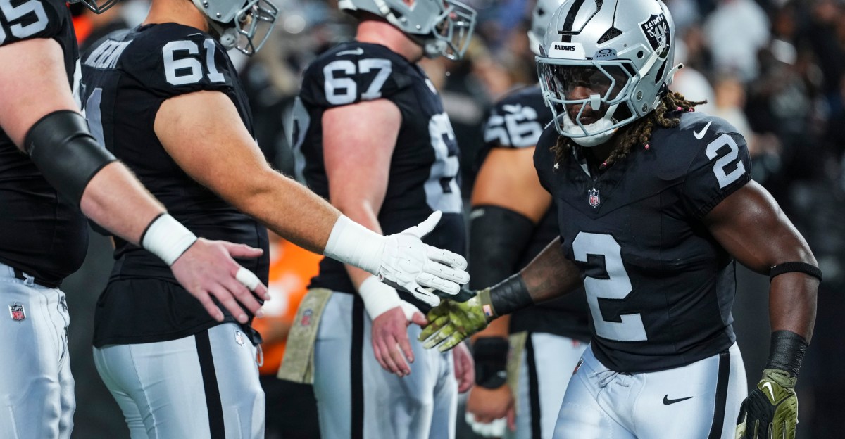 How the Las Vegas Raiders attack the New York Giants in Week 17