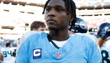 Browns betting odds: Cleveland opens as favorites in Week 14 game against Tennessee Titans