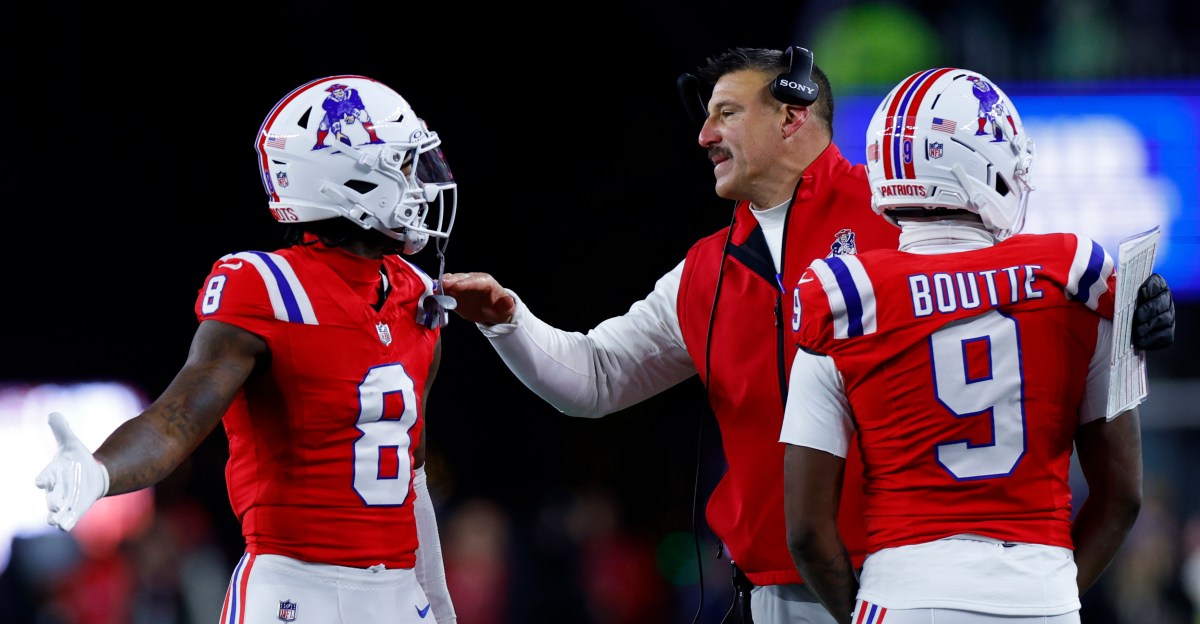 Patriots vs. Bills will not be a ‘Hat and T-shirt Game’ for Mike Vrabel’s team