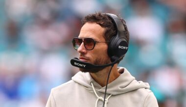 Miami Dolphins News - Can Mike McDaniel save his job