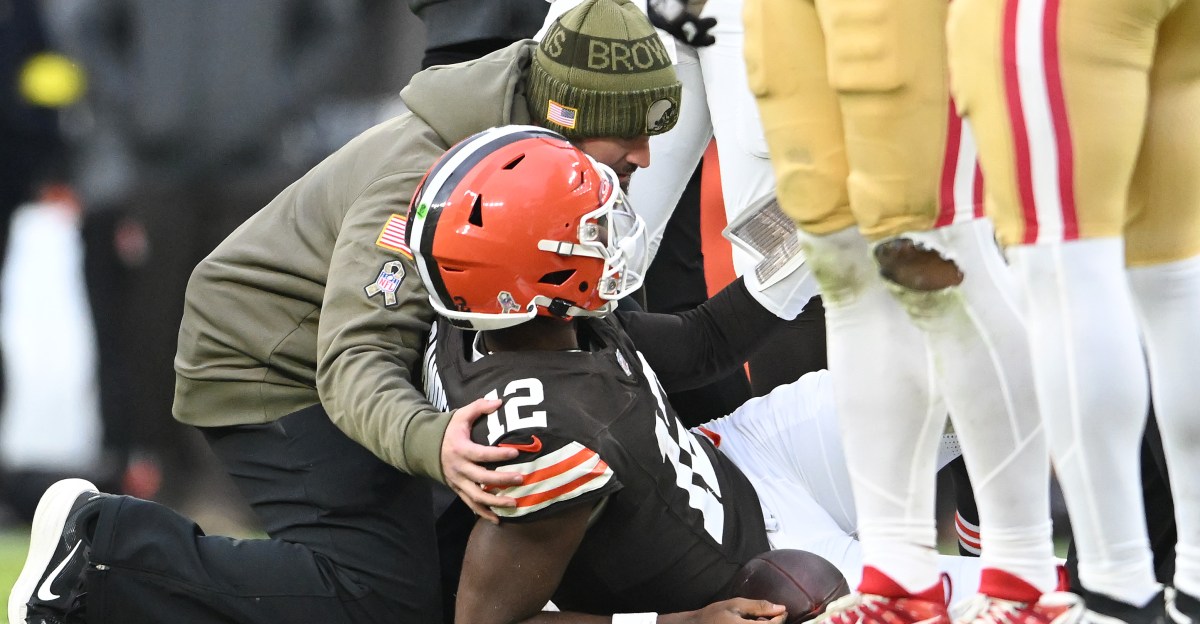 Daily Dawg Chow 12/01: Browns lose to 49ers, fall to 3-9 on the season