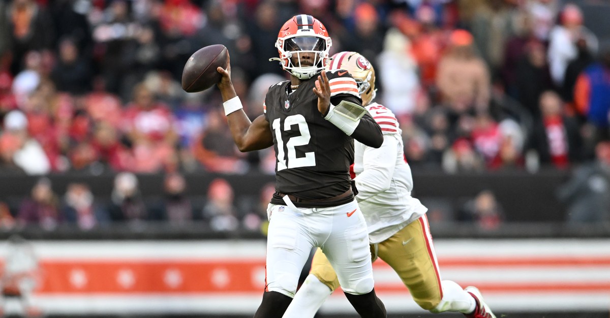 Browns ‘trying to protect’ QB Shedeur Sanders so far