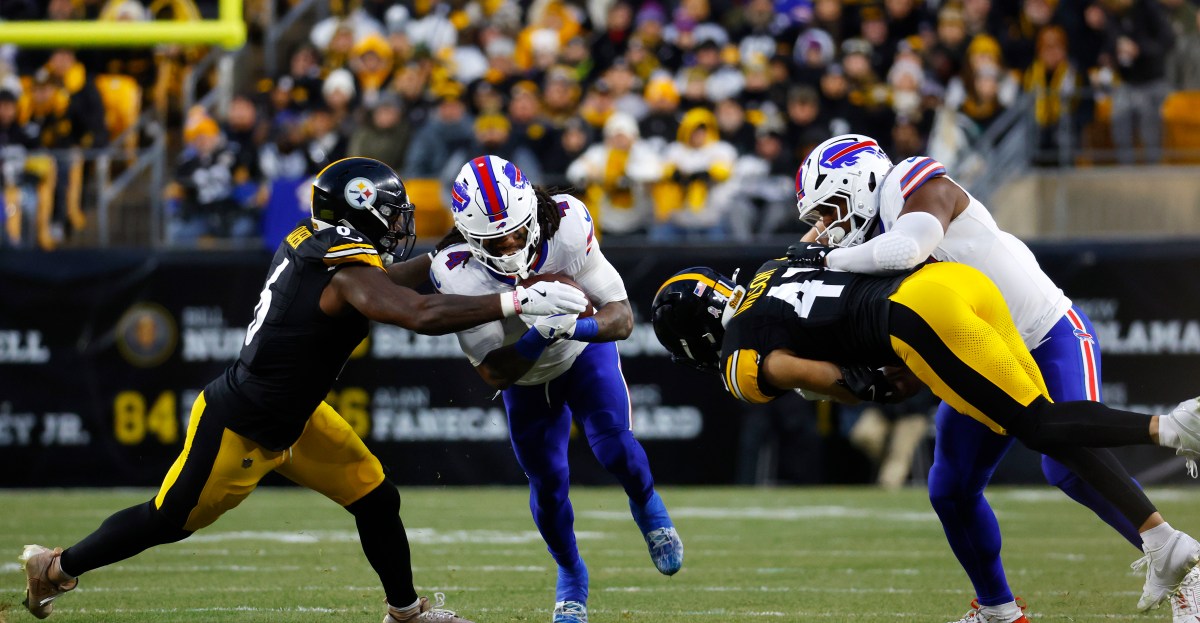 Buffalo Bills at Pittsburgh Steelers penalty flag analysis