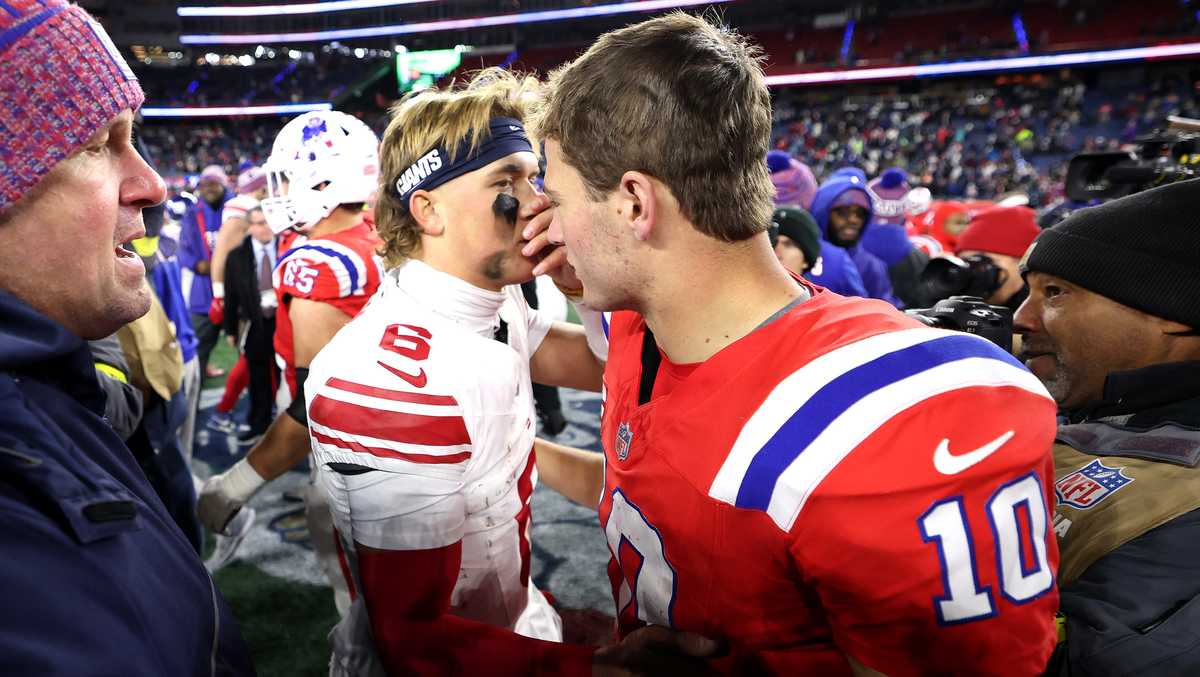 Patriots beat Giants 33-15; Maye passes for 282 yards