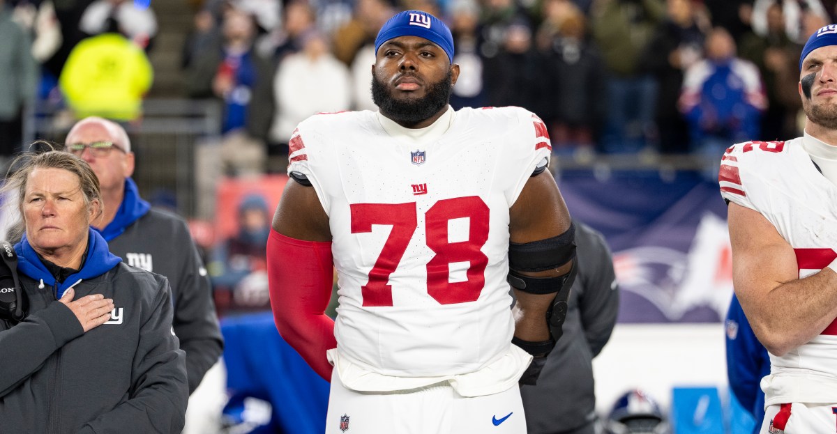 NY Giants roster moves: LT Andrew Thomas, 3 other players placed on IR