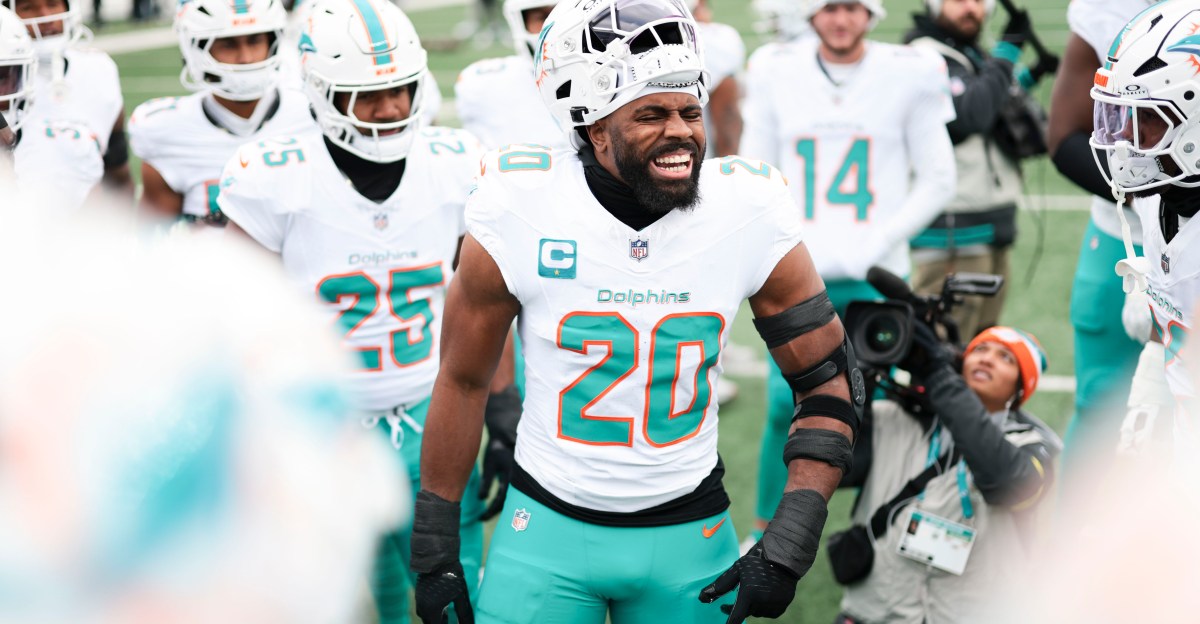 Fins Up, Fins Down | Week Sixteen