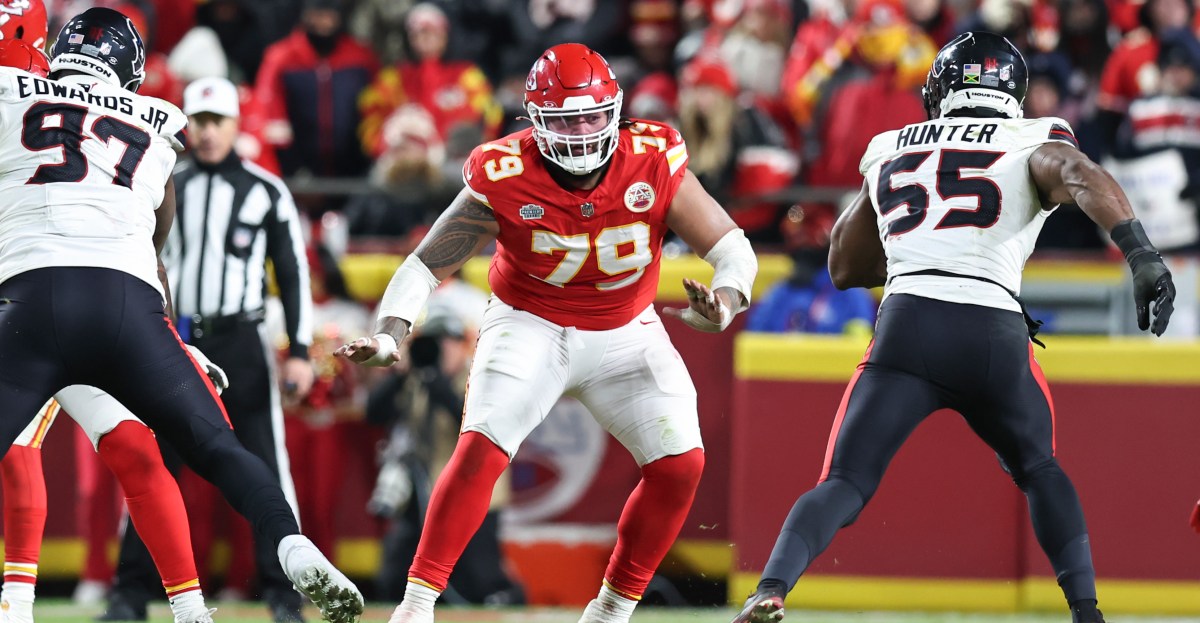Chiefs’ Esa Pole makes good impression in NFL debut