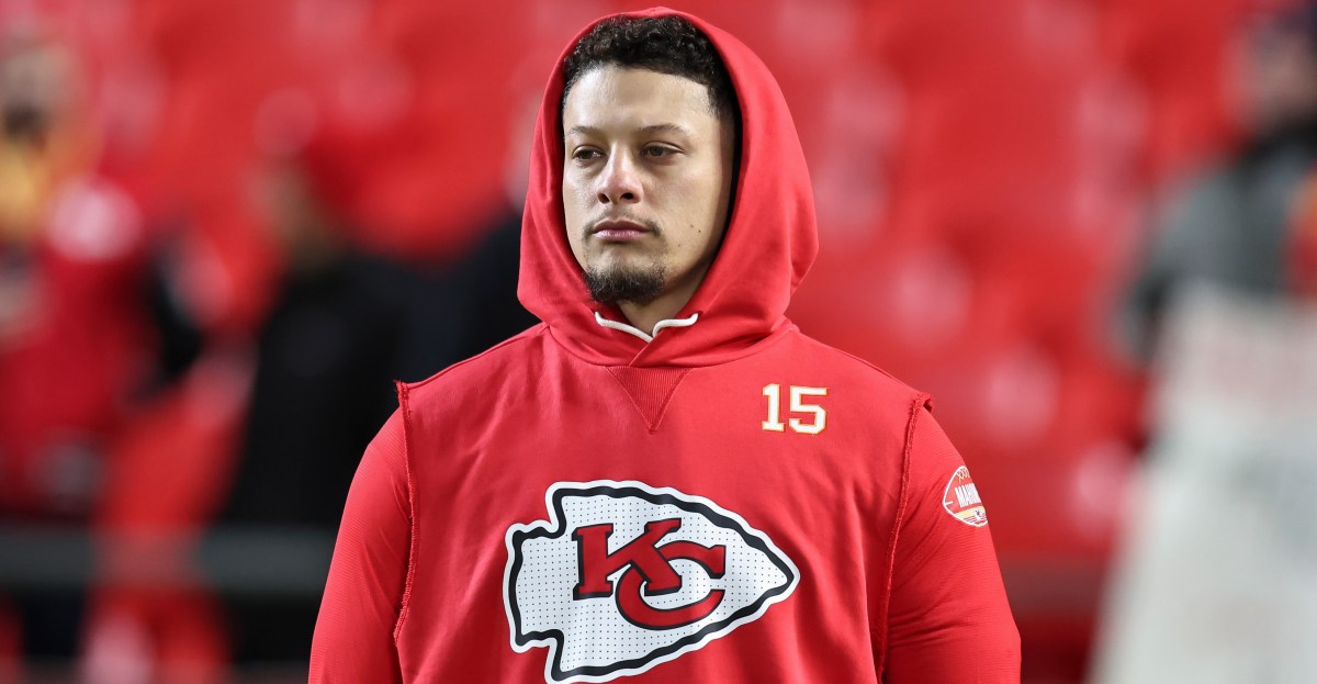 Chiefs’ Rick Burkholder confirms Patrick Mahomes started rehab Tuesday