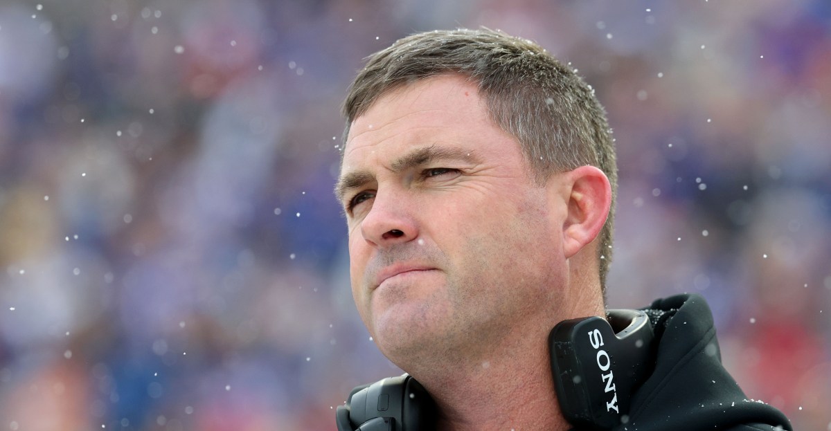 Zac Taylor actually has 2 years remaining on contract, per Bengals insider