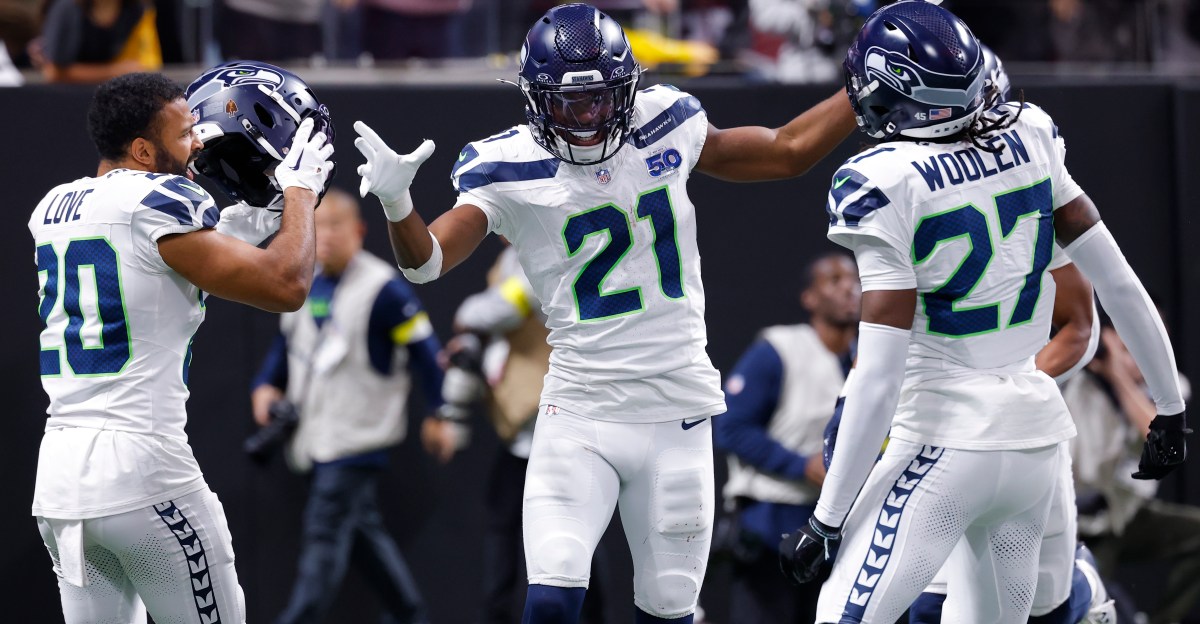 Seahawks-Falcons score: Seattle Seahawks obliterate Atlanta Falcons for 10th win