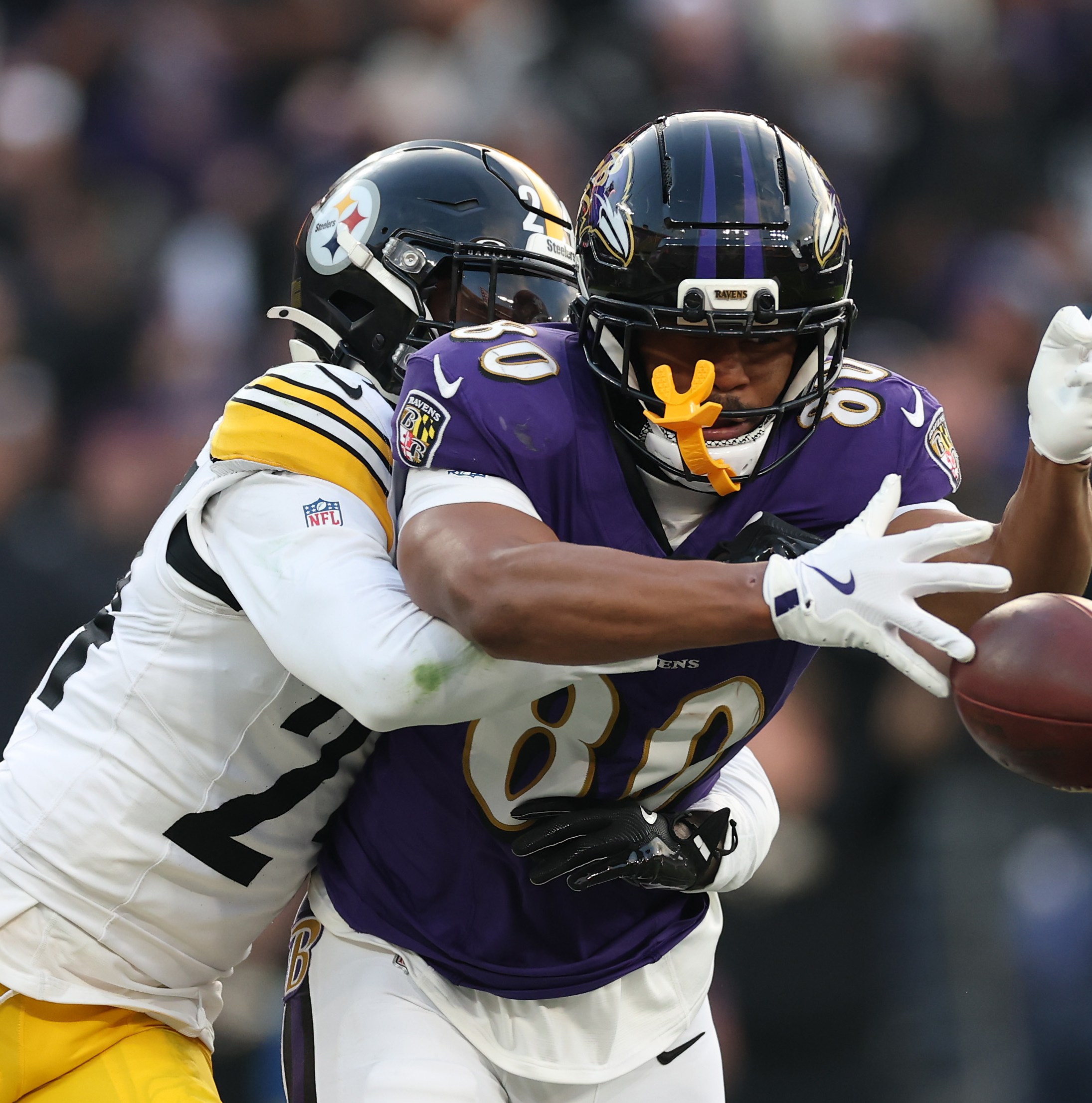 AFC North race: Who are Browns, Bengals fans rooting for?