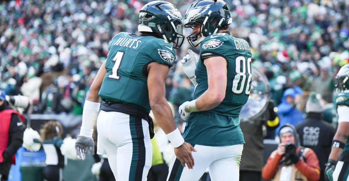 Eagles-Raiders Film Review: The offense might have an identity