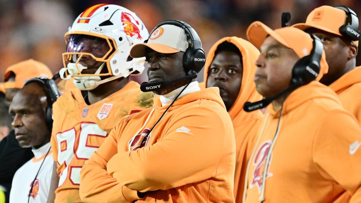 Todd Bowles tells reeling Buccaneers to 'look in the f---ing mirror' after Falcons loss
