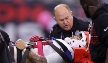 Cardinals KR Andre Baccellia out, possible neck injury