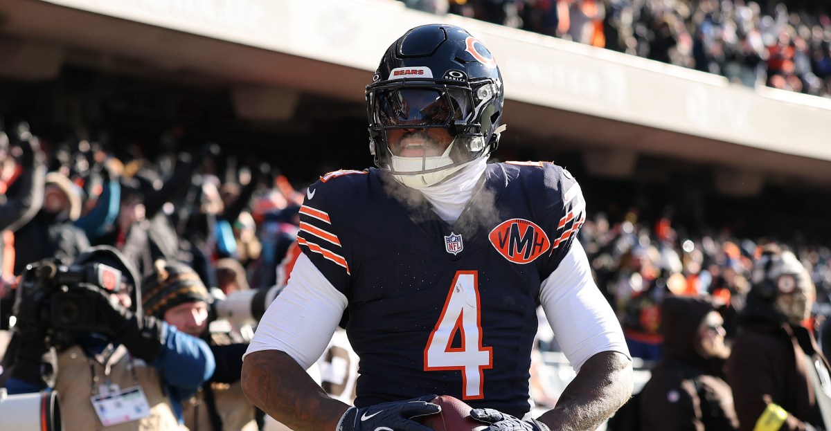 Bears vs Packers Inactives: D’Andre Swift and Josh Jacobs will play