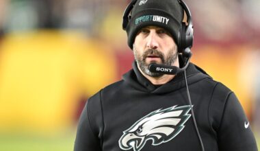 Eagles News: Are you buying or selling the Eagles right now?