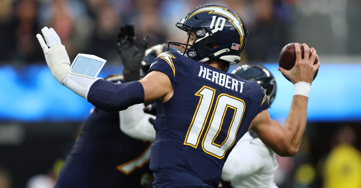 Justin Herbert will not start vs. Broncos