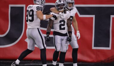 Raiders Reacts Survey Week 17