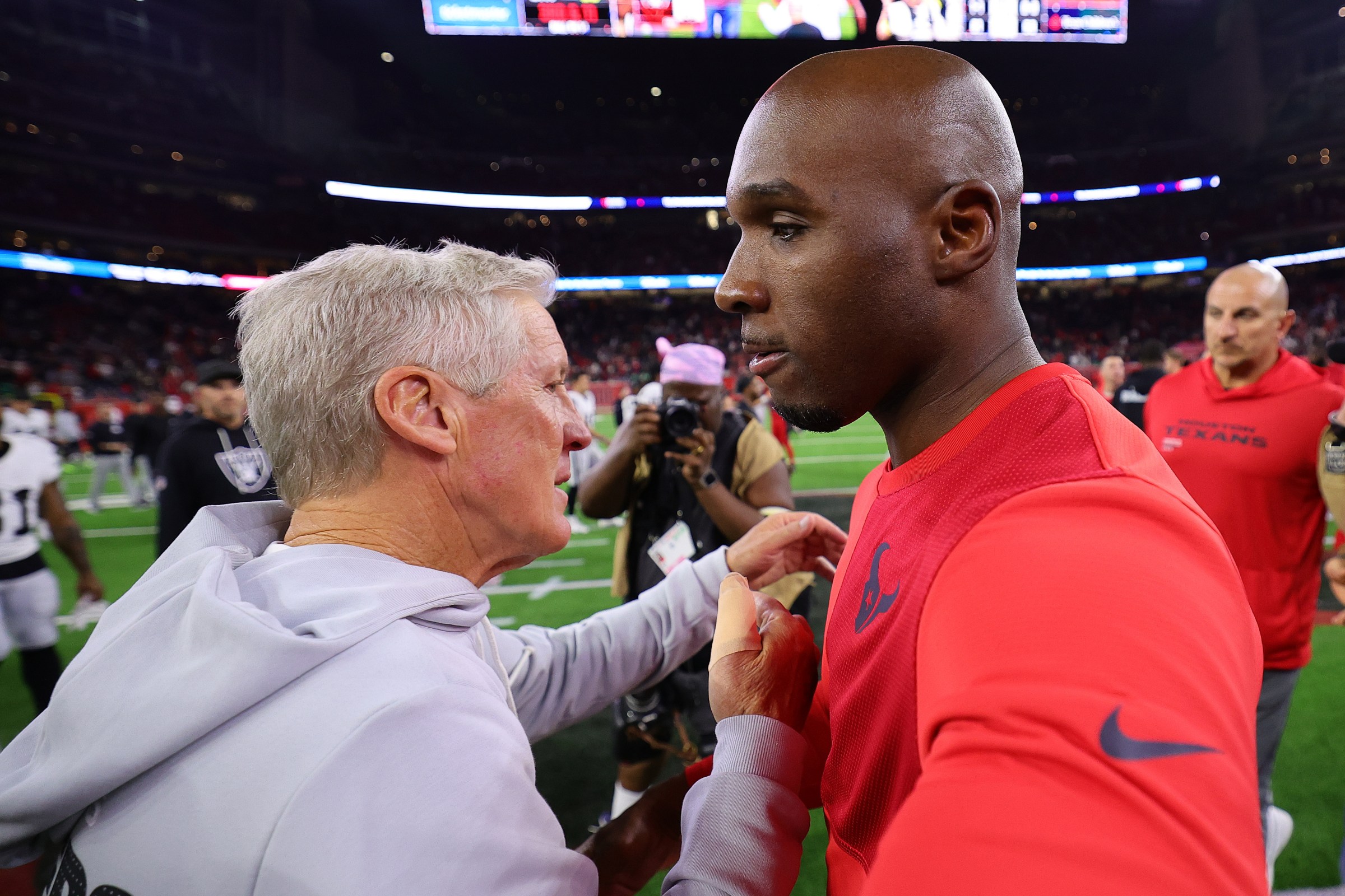 HOUSTON, TEXAS - DECEMBER 21: Head coaches Pete Carroll of the Las Vegas Raiders and Demeco Ryans of the Houston Texans meet after the game at NRG Stadium on December 21, 2025 in Houston, Texas. (Photo by Alex Slitz/Getty Images)