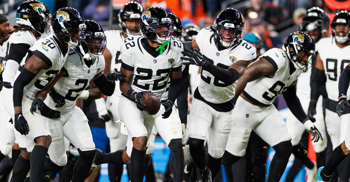 Jacksonville Jaguars Reacts Fan Confidence Survey entering NFL Week 17