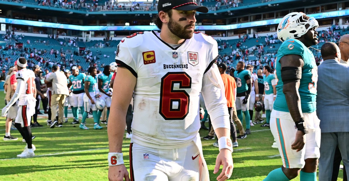 Panthers vs Buccaneers opening odds for the NFC South title game