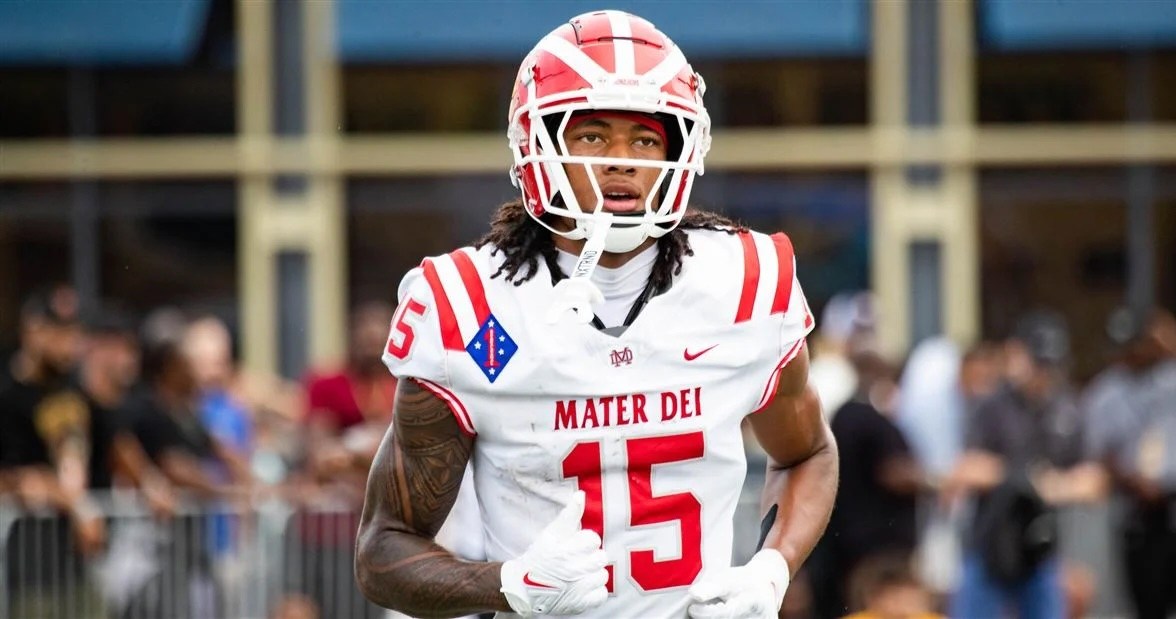 Texas is in pursuit of five-star Ohio State WR commit Chris Henry Jr.