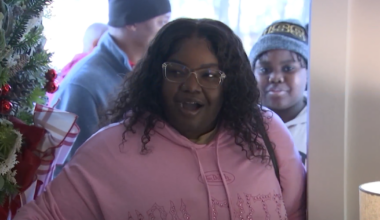 Falcons great Warrick Dunn surprises metro Atlanta single mom with home in time for Christmas