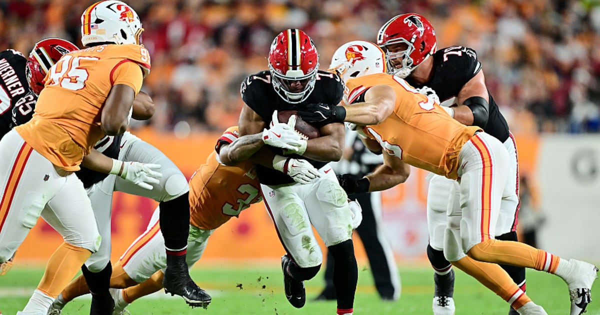 Falcons’ Bijan Robinson apologizes for ‘insensitive comment’ after Thursday Night Football win – WSB-TV Channel 2