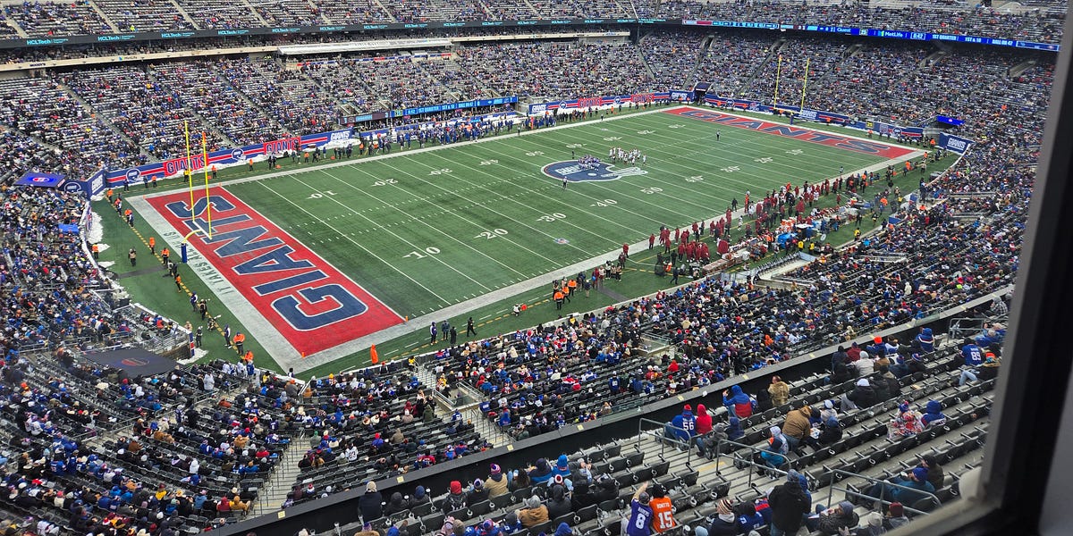 After 70 Days in the wilderness, the Commanders finally get a win