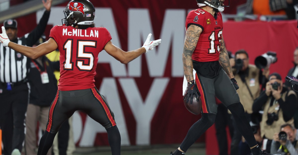 Buccaneers activate Mike Evans and Jalen McMillan
