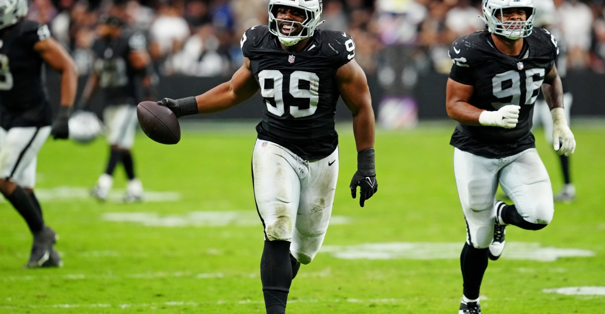 Thomas Booker continued his strong season vs the Philadelphia Eagles