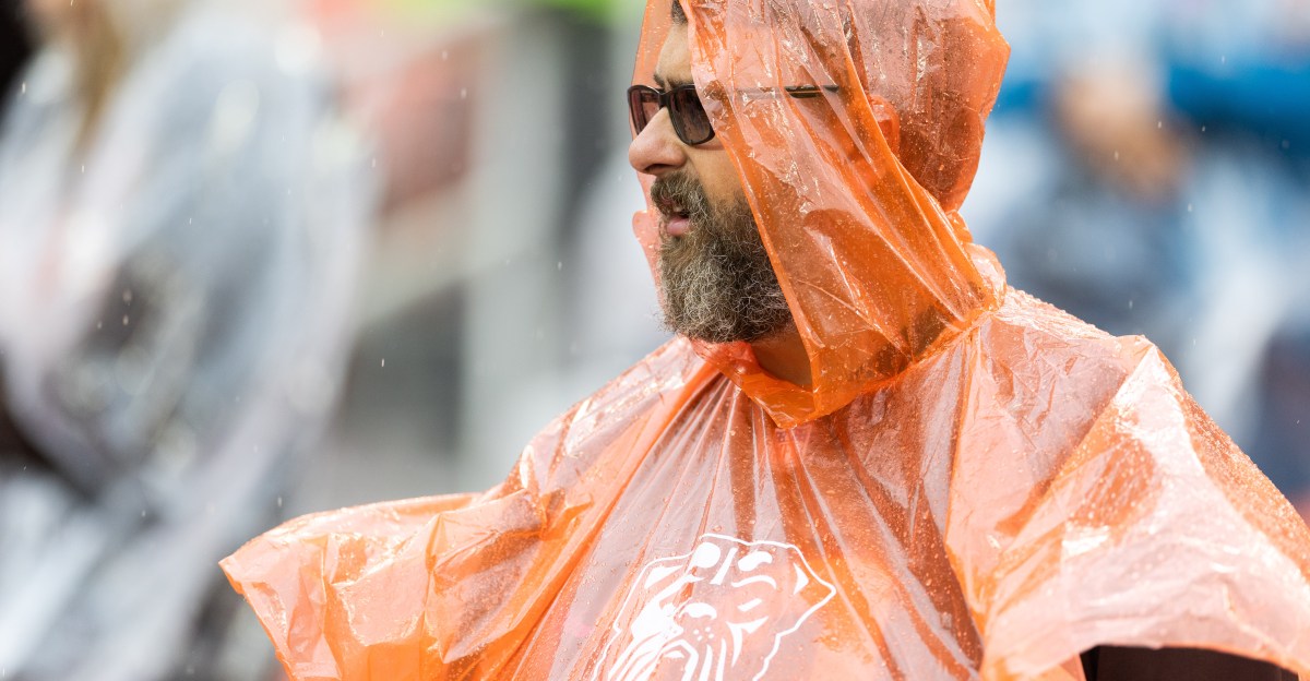 Cleveland Browns: Rainy weather, Steelers, to test Shedeur Sanders