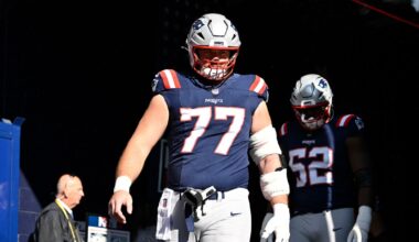 Patriots sign offensive lineman to 2-year contract extension
